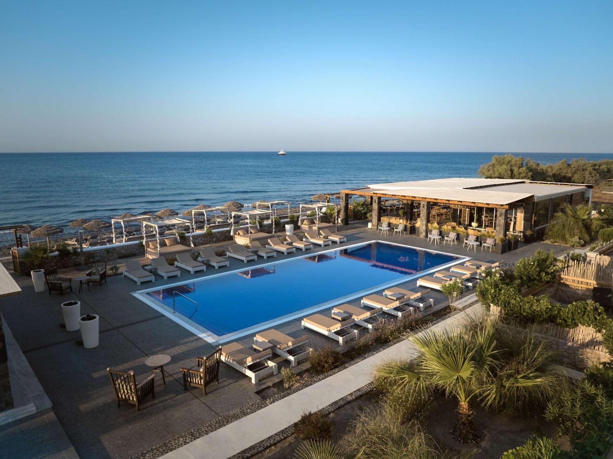 Sea Breeze Santorini Beach Resort, Curio By Hilton Agios Georgios (Santorini) Exterior foto